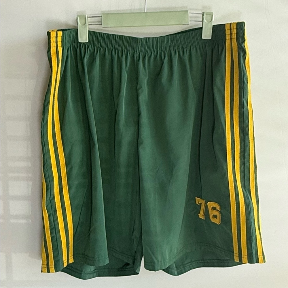 Vine and Valley shorts • NWOT • Men’s size XL